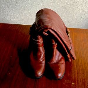 Mossimo supply co. brown leather boots size 7 1/2